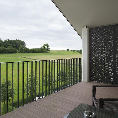 Small Luxury Hotel Wellnesshotel Golfpanorama Lipperswil Bagian luar foto