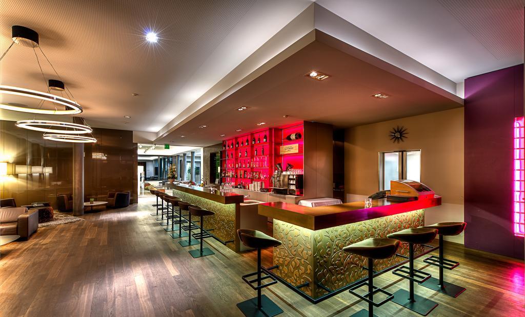 Small Luxury Hotel Wellnesshotel Golfpanorama Lipperswil Bagian luar foto