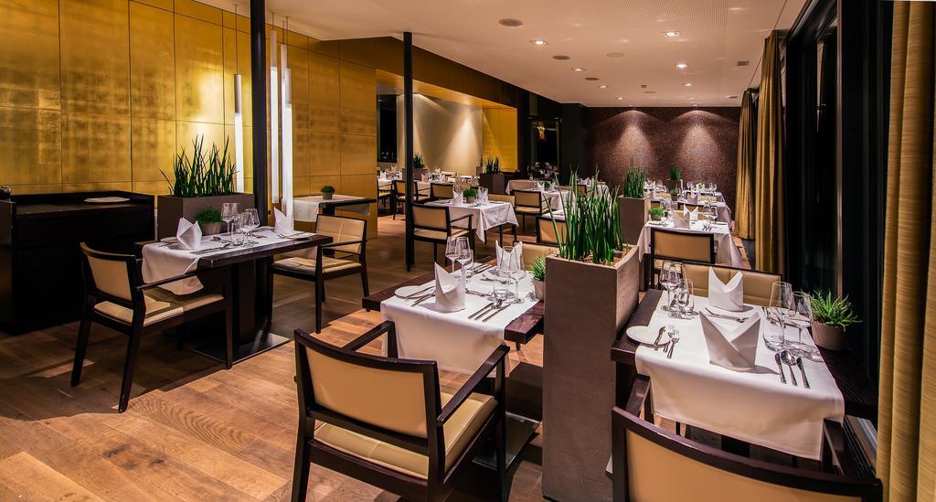 Small Luxury Hotel Wellnesshotel Golfpanorama Lipperswil Bagian luar foto